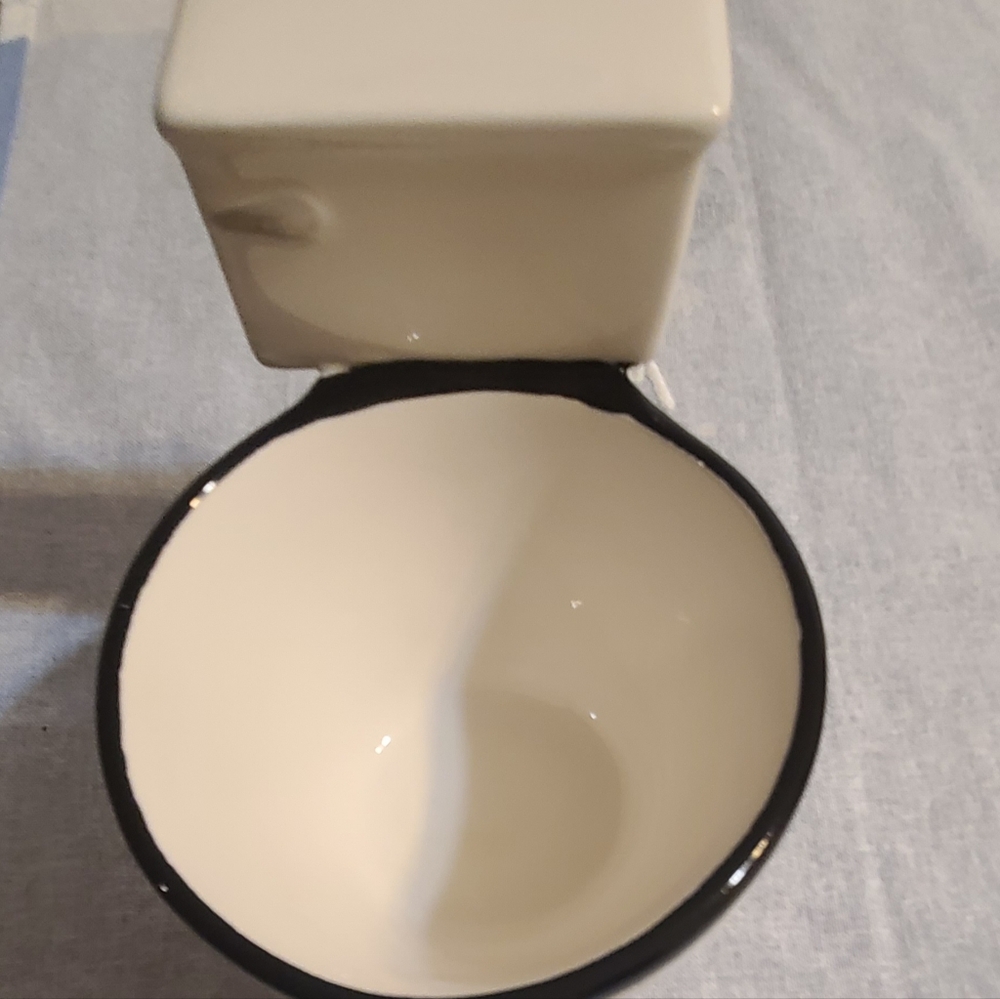Novelty Toilet-Shaped Mug NWOT